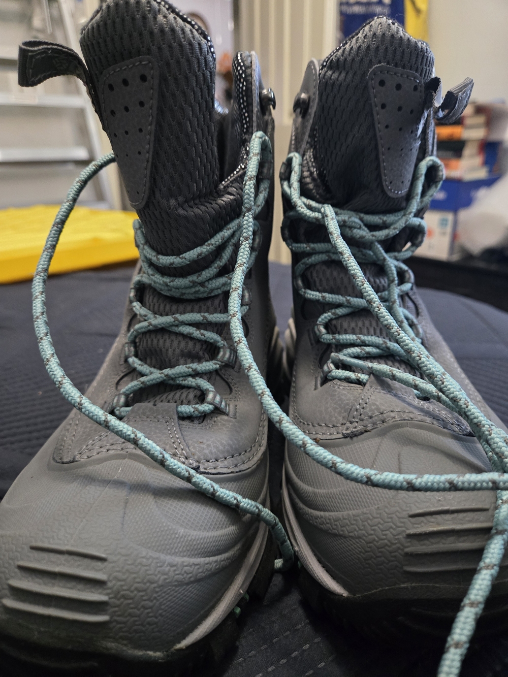Columbia Women’s Gray Outdoor Lace-Up Boots with Teal Laces